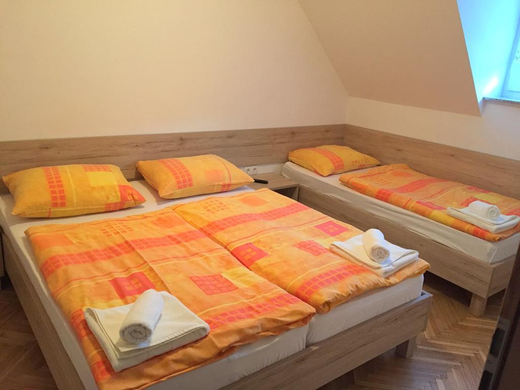 Apartmaji In Sobe Tina Краньска Гора Экстерьер фото