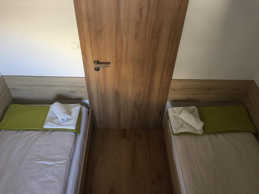 Apartmaji In Sobe Tina Краньска Гора Экстерьер фото